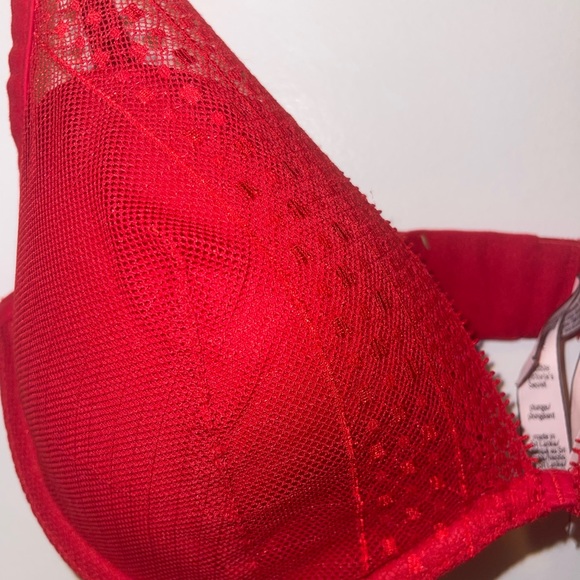 Victoria Secret Push Up Bra- 34D - Picture 3 of 5